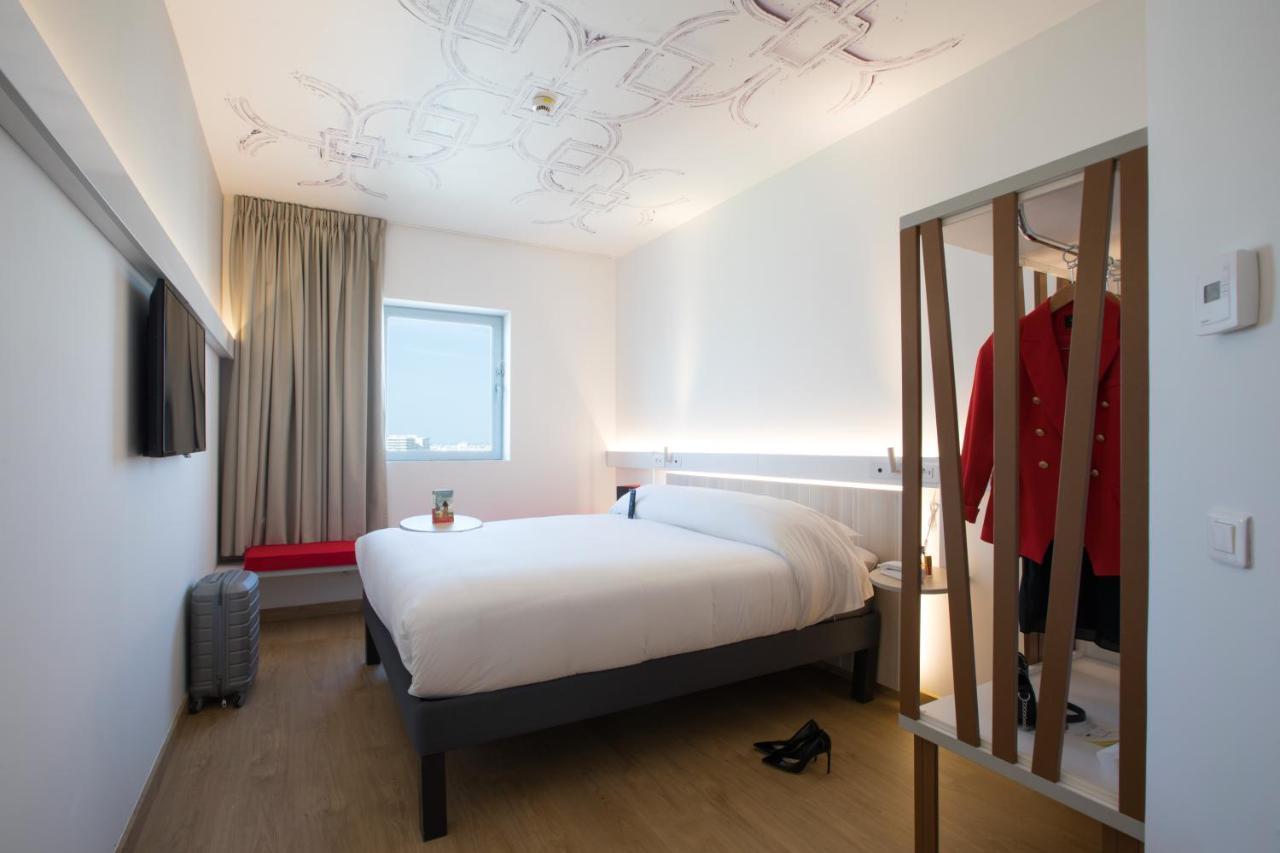 Ibis Abdelmoumen Casa Centre Hotel Casablanca Exterior foto